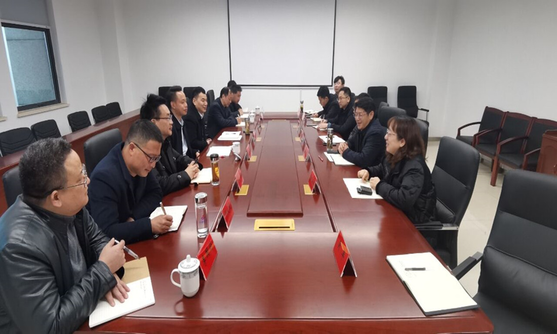 拉菲国际建材赴集团高新技术研究院洽谈交流.jpg